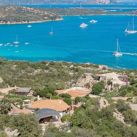 Villa Ninfea - Panoramic Sea View & Private Pools Porto Taverna