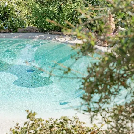 Ninfea - Panoramic Sea View & Private Pools Porto Taverna